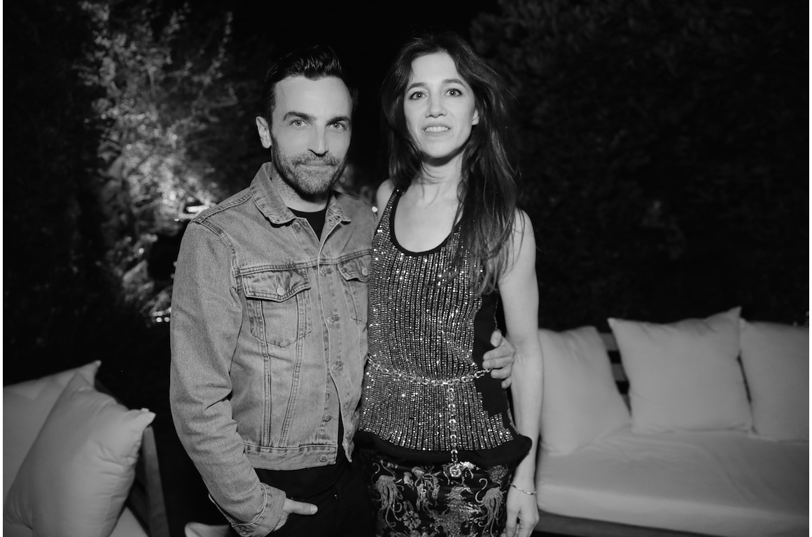 nicolas_ghesquiere_et_charlotte_gainsbourg_jpg_3263_north_1160x_white